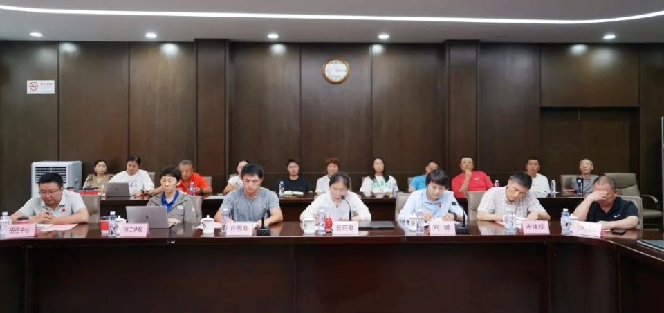 位汇报了本, 自带训参赛, tgAAA
