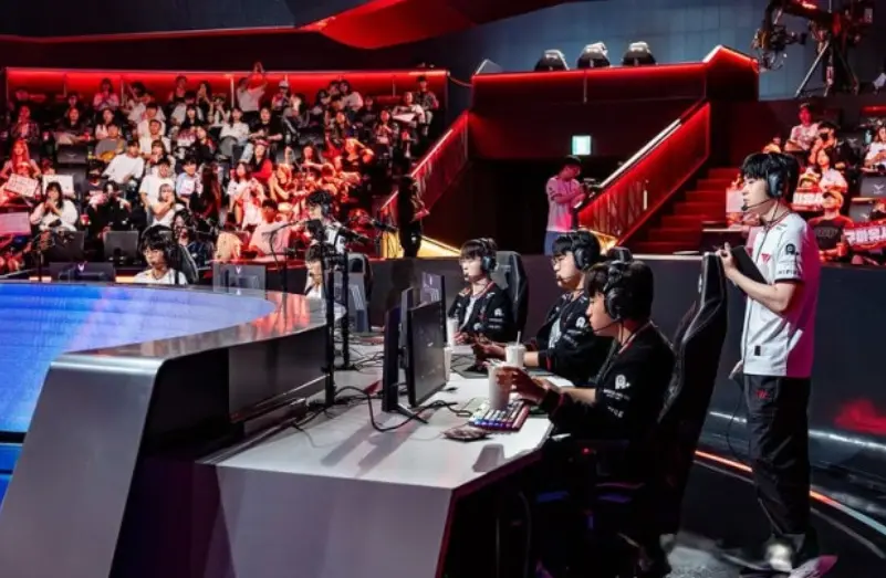 Faker, 的吗, 的COO谈 Faker, 的吗, 的COO谈