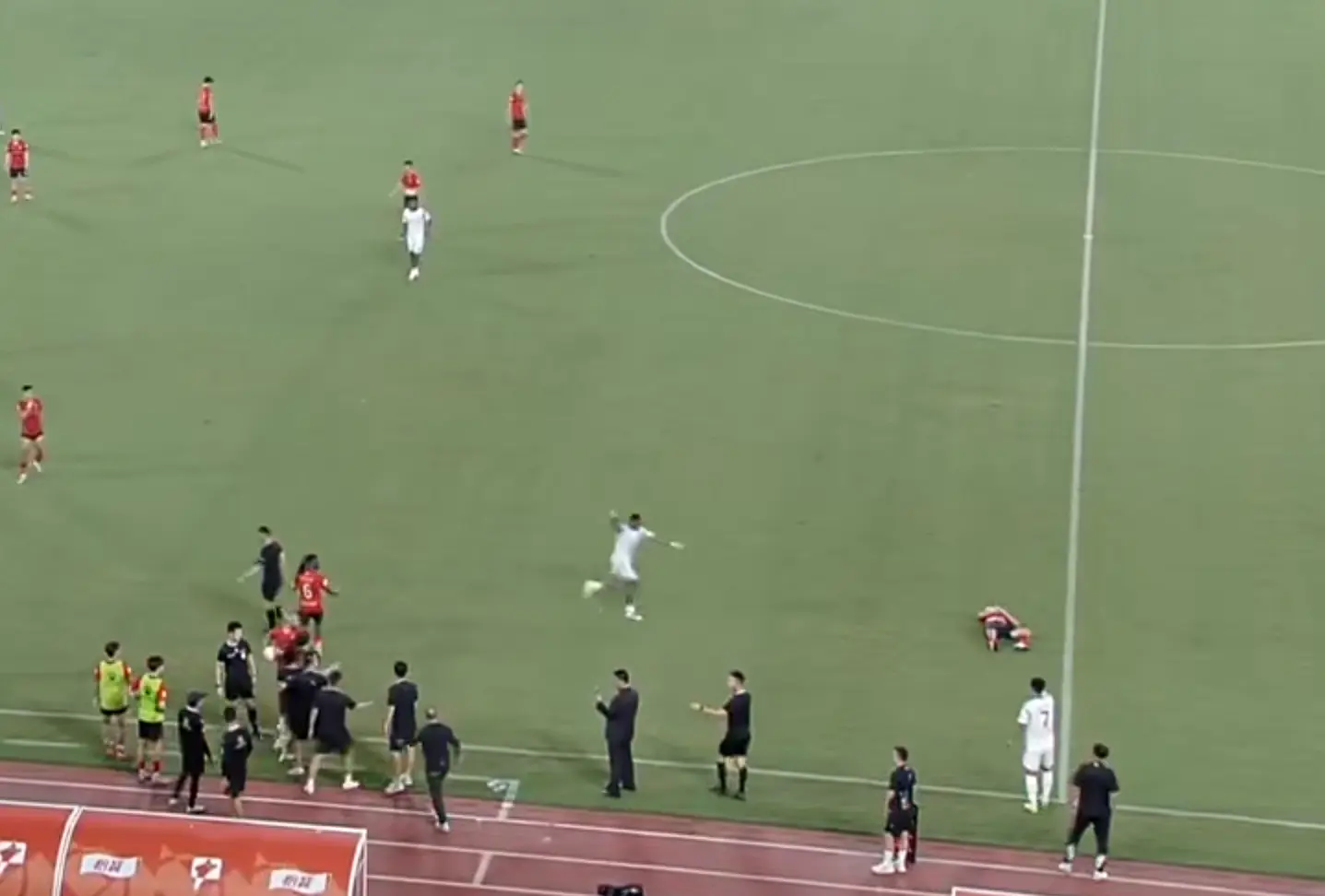 场上突然出, img 场上突然出, img