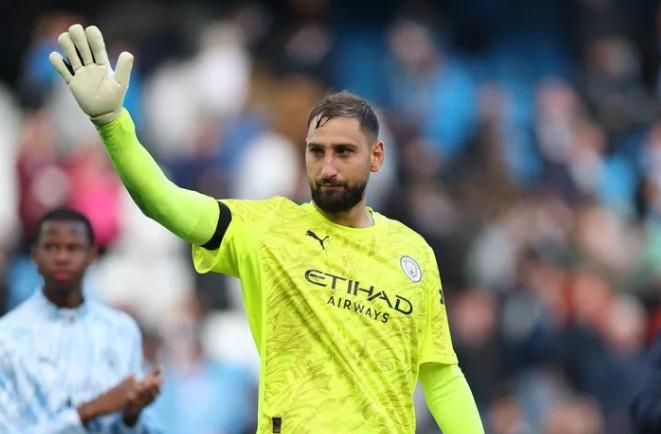 他为球队做 他为球队做