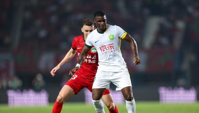 AA, 赛全力争胜, 请外籍裁判 AA, 赛全力争胜, 请外籍裁判